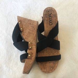 Black strap sandals